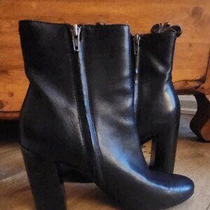 Gorgeous Black Frye Booties